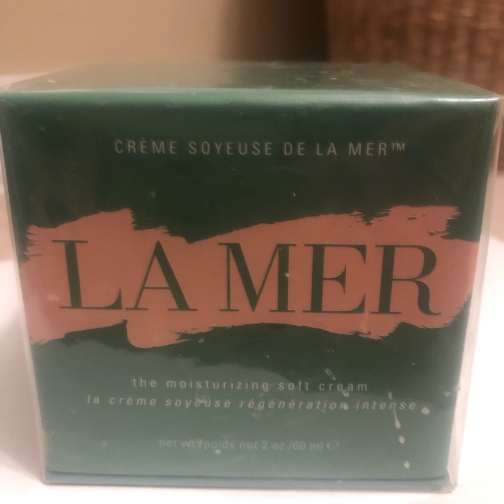 Brand new La Mer moisturizing soft cream 2 oz